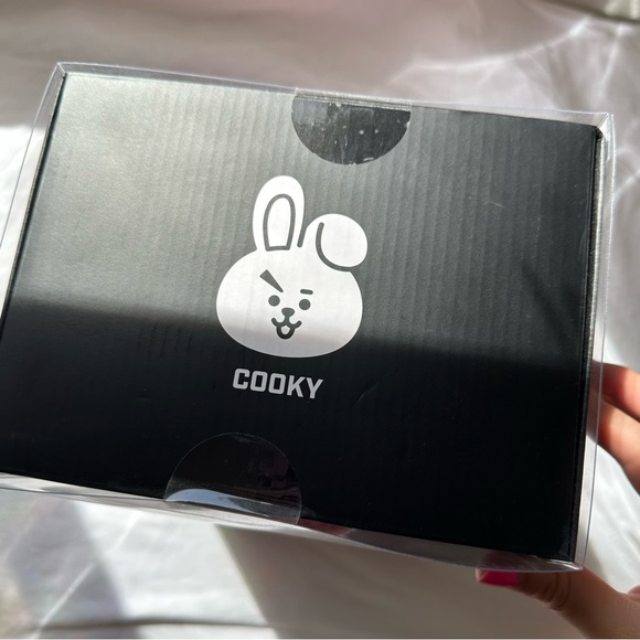 Line Friends BT21 Cooky Plush Doll - Picture 6 of 8